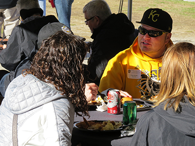 bowl game alumni picnic